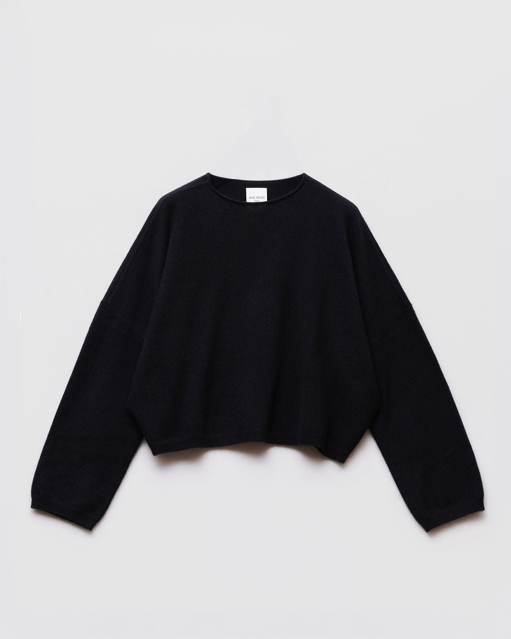 Pull oversize 100% cachemire noir Wen Moon posé à plat - Kelly Shop