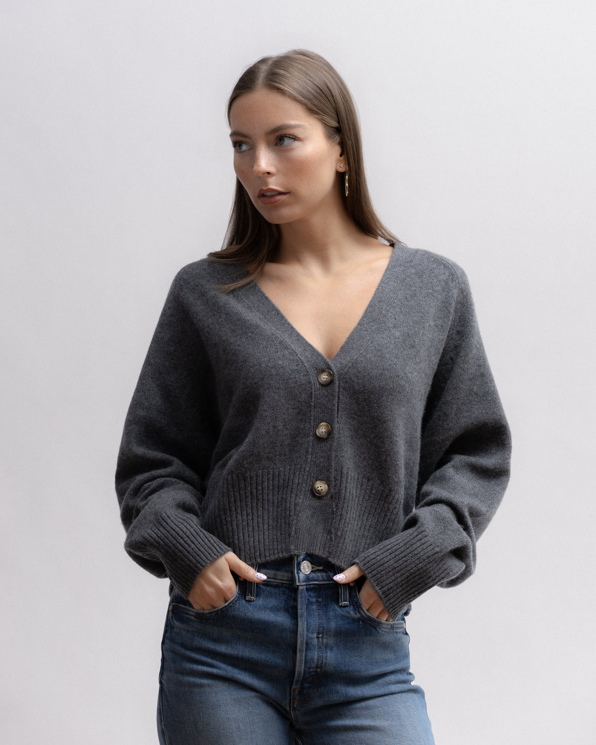 ALLISON PULL CARDI BOUT