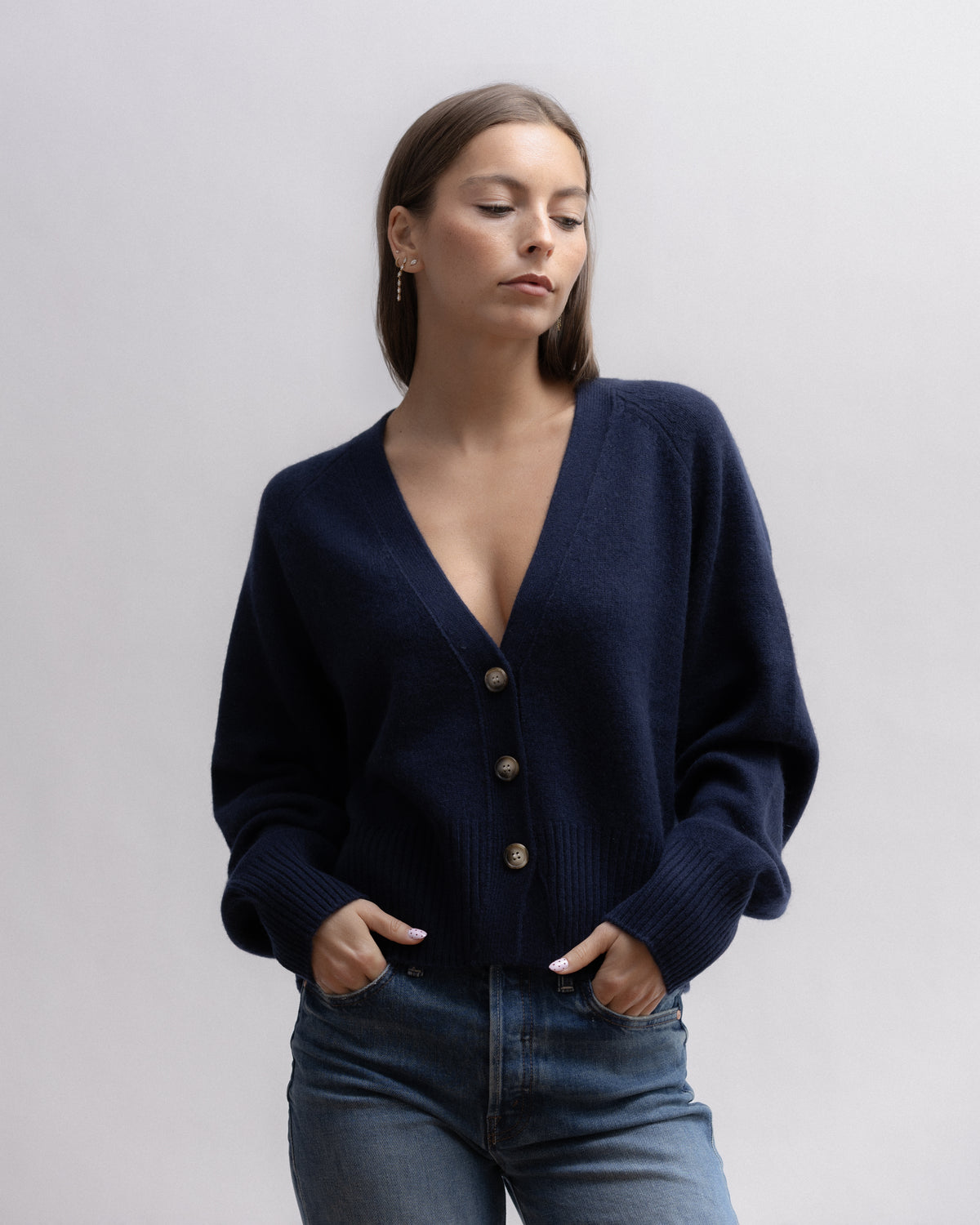 ALLISON PULL CARDI BOUT
